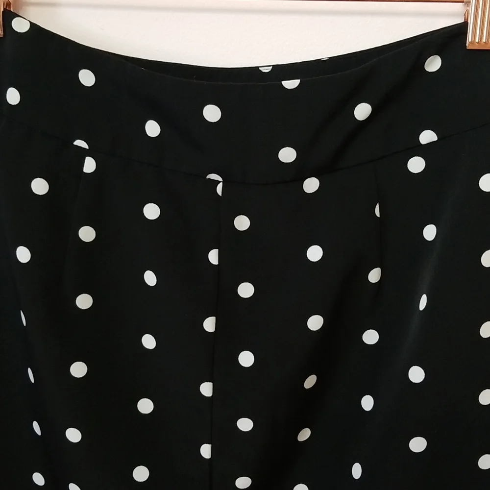Worthington petite black polka dot skirt, size 4P - Picture 10 of 12